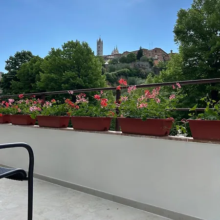 Casa Con Vista Sul Duomo, 400 M Da Piazza Del Campo 別荘 *